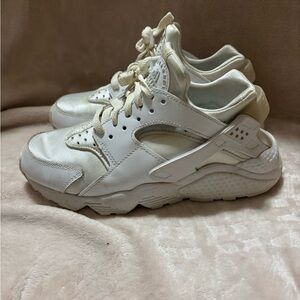 Nike Women's Athletic Shoes - Cream